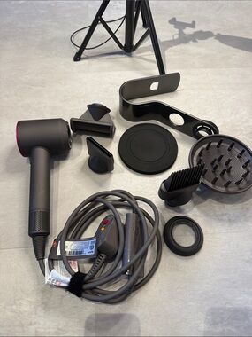 Dyson Supersonic Hair Dryer HD07 | Iron/Fuchsia | Complete Set & Stand.